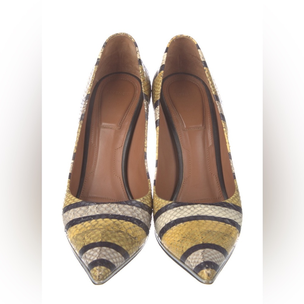 Givenchy snakeskin pump